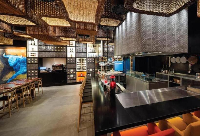 هتل The Westin City Centre Bahrain