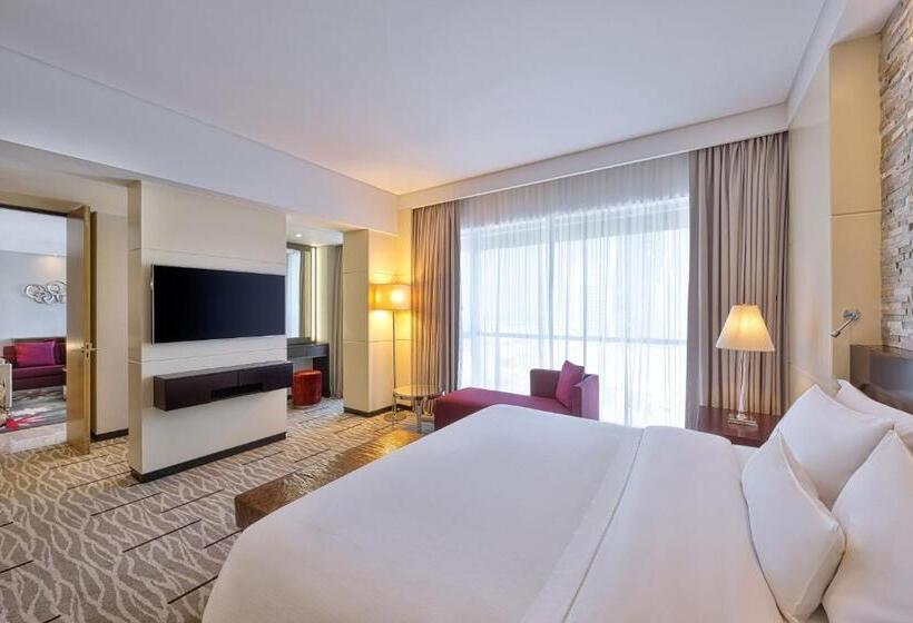 هتل The Westin City Centre Bahrain