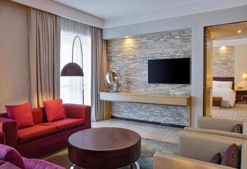 هتل The Westin City Centre Bahrain