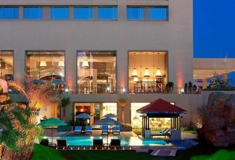 هتل The Westin Hyderabad Mindspace