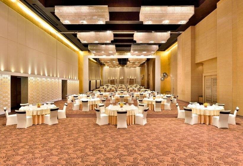 هتل The Westin Hyderabad Mindspace