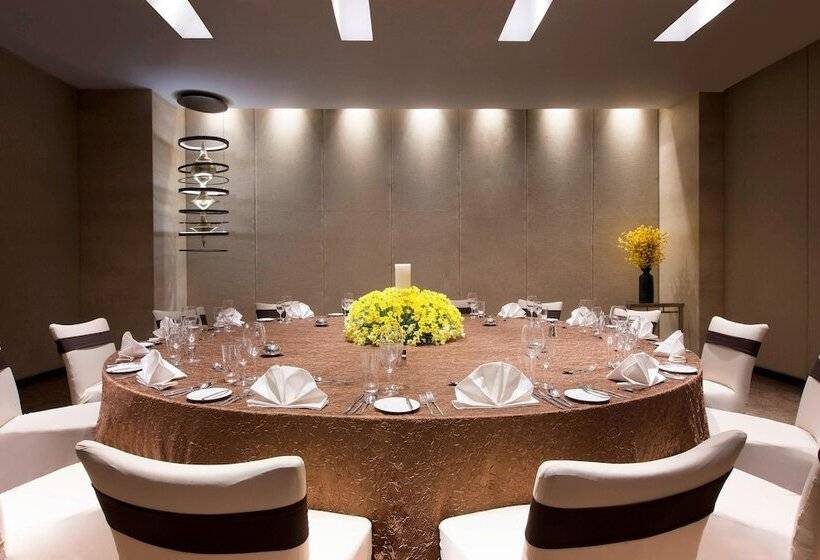 هتل The Westin Hyderabad Mindspace