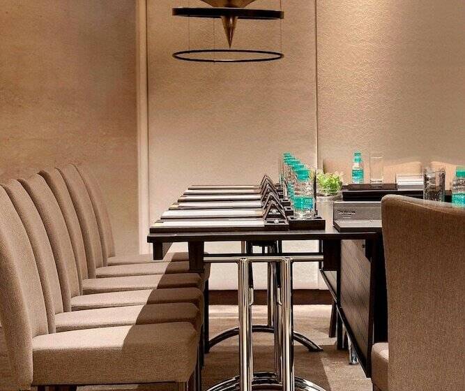 هتل The Westin Hyderabad Mindspace