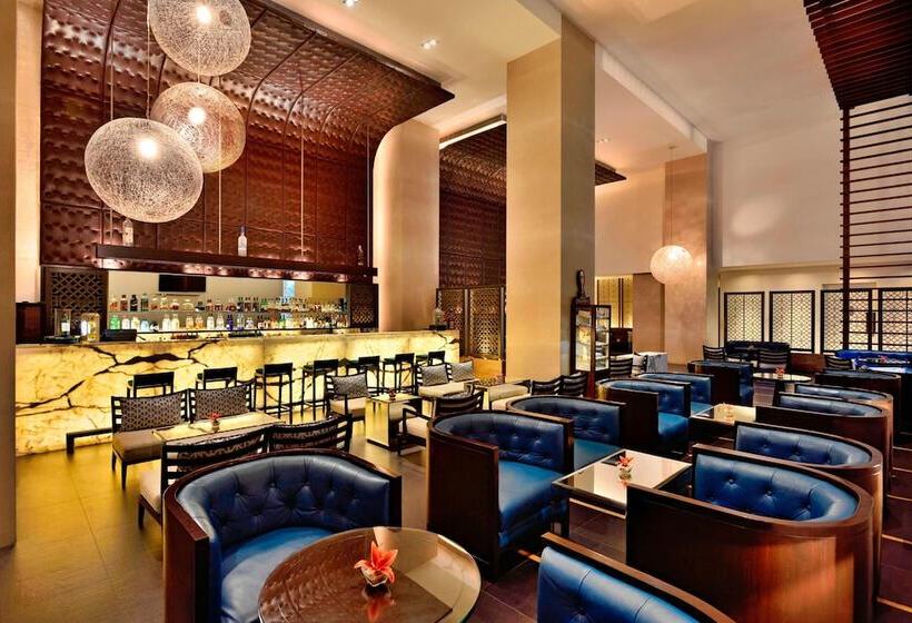 هتل The Westin Hyderabad Mindspace