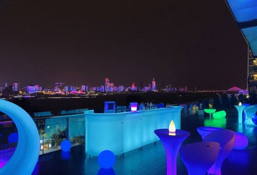 בית מלון כפרי The Westin Wuhan Wuchang