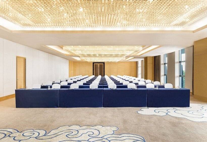 בית מלון כפרי The Westin Wuhan Wuchang