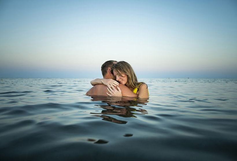 酒店 Three Corners Equinox Beach Resort