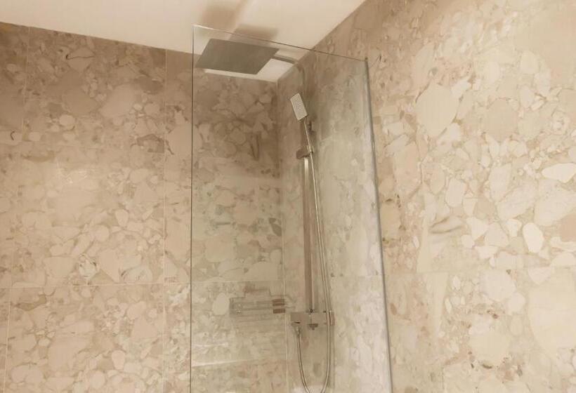 Отель Umalas Creek Villas