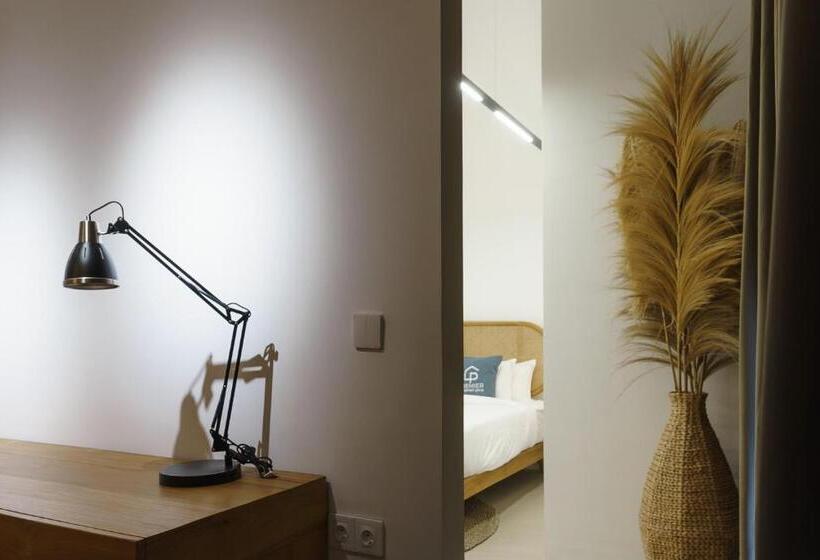 Отель Umalas Creek Villas