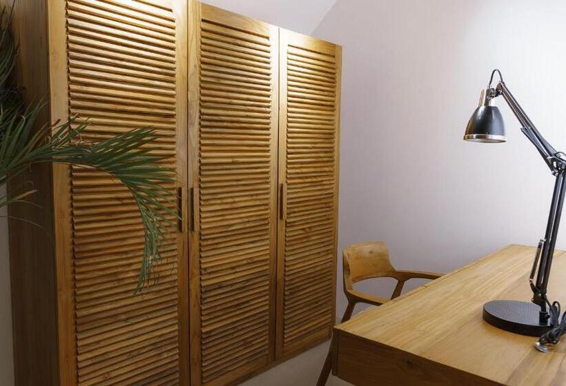 Отель Umalas Creek Villas