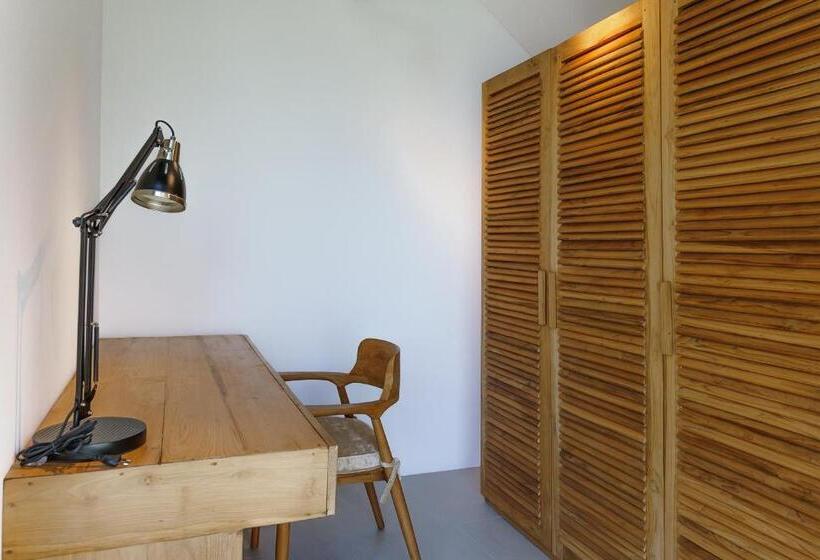 Отель Umalas Creek Villas