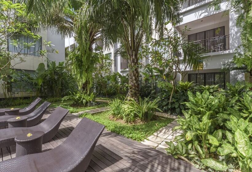 Отель Umalas Creek Villas