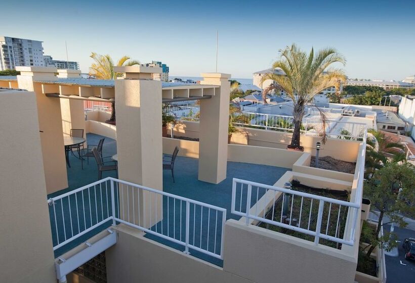 Inn Cairns Boutique Apartments