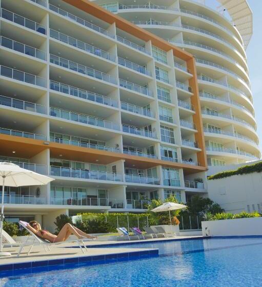 Kirra Surf Apartments