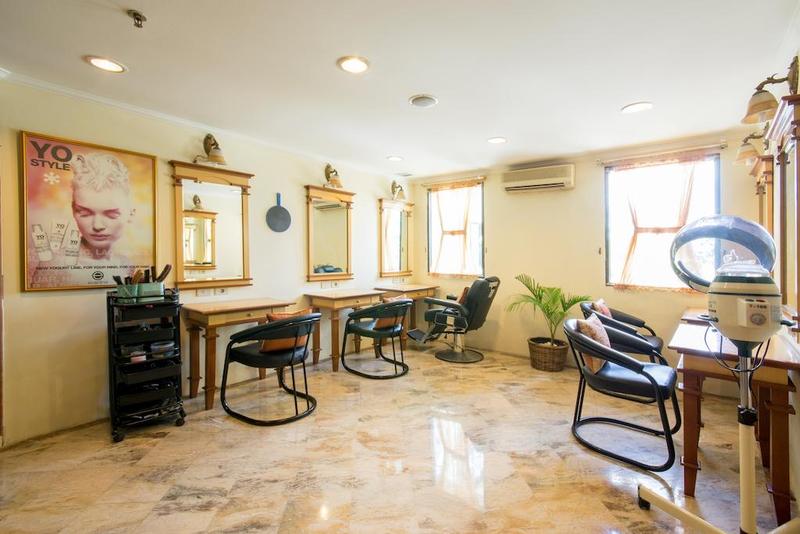 Mega Anggrek Hotel Jakarta Slipi