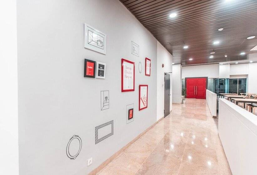 Townhouse 1 Hotel Salemba