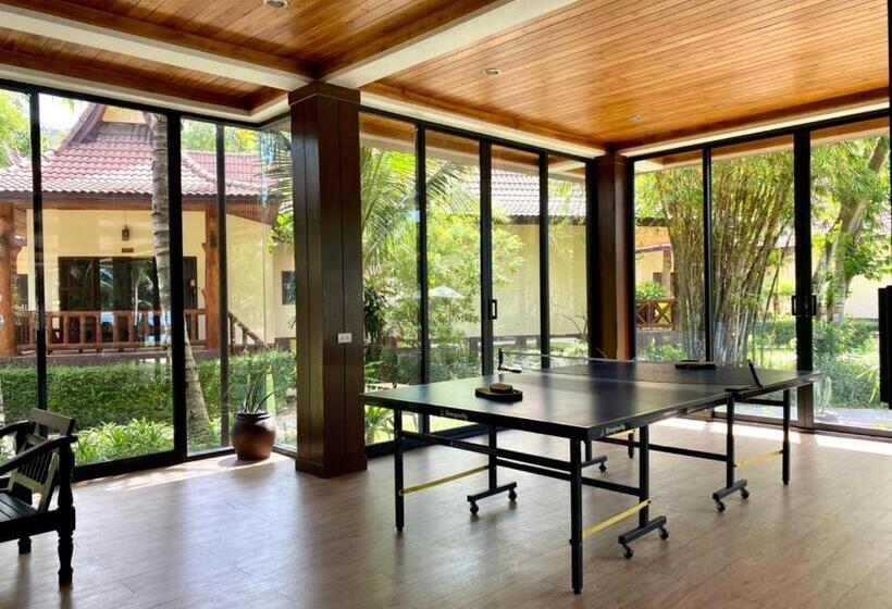 Phi Phi Villa Resort Sha Extra Plus