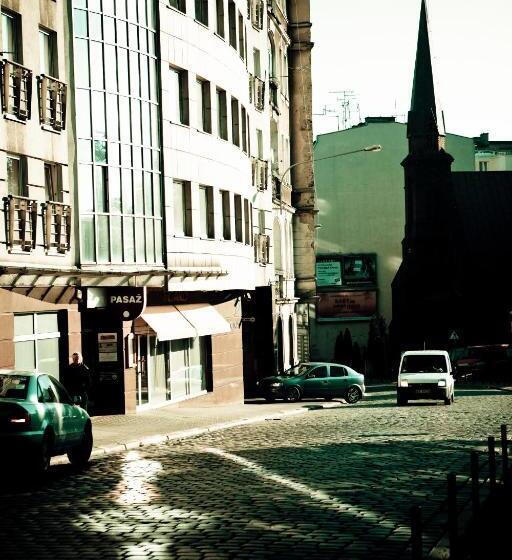 Platinum Apartments Apart