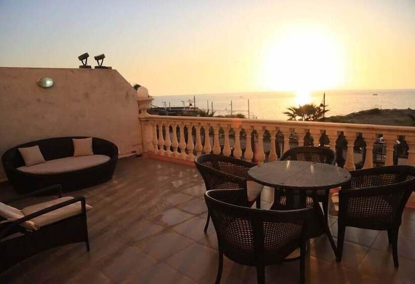Portaluna Hotel & Resort