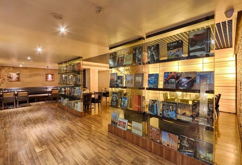 Quality Hotel Dv Manor