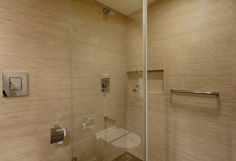 Quality Hotel Dv Manor