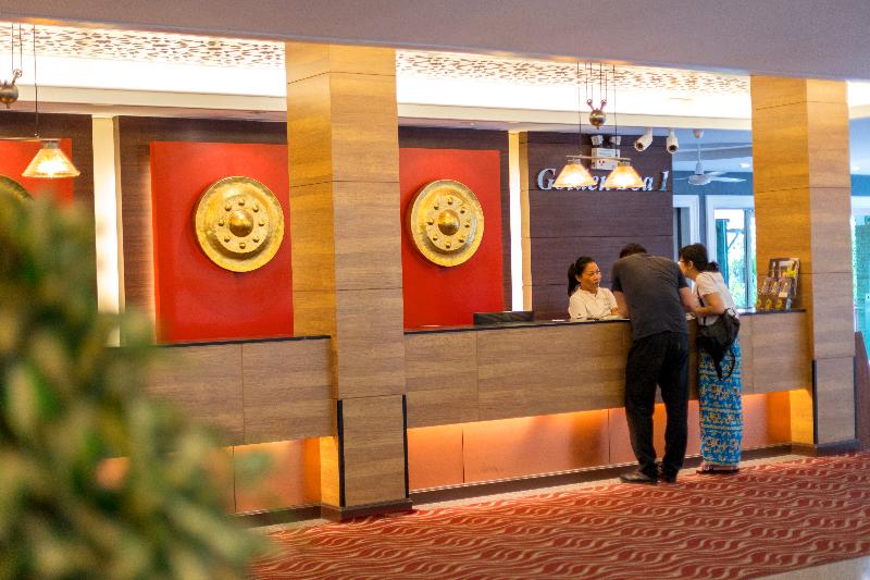 اقامتگاه Golden Sea Pattaya   Sha Extra Plus