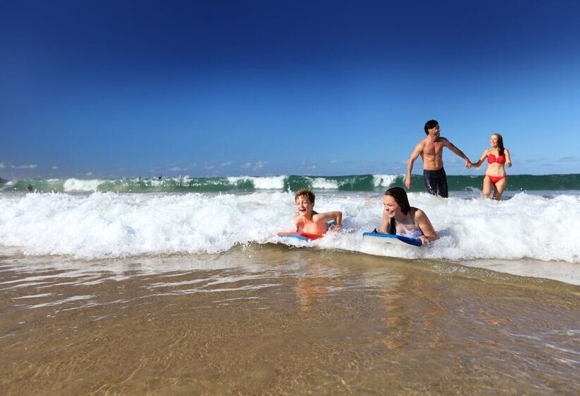 اقامتگاه Rumba Beach Resort