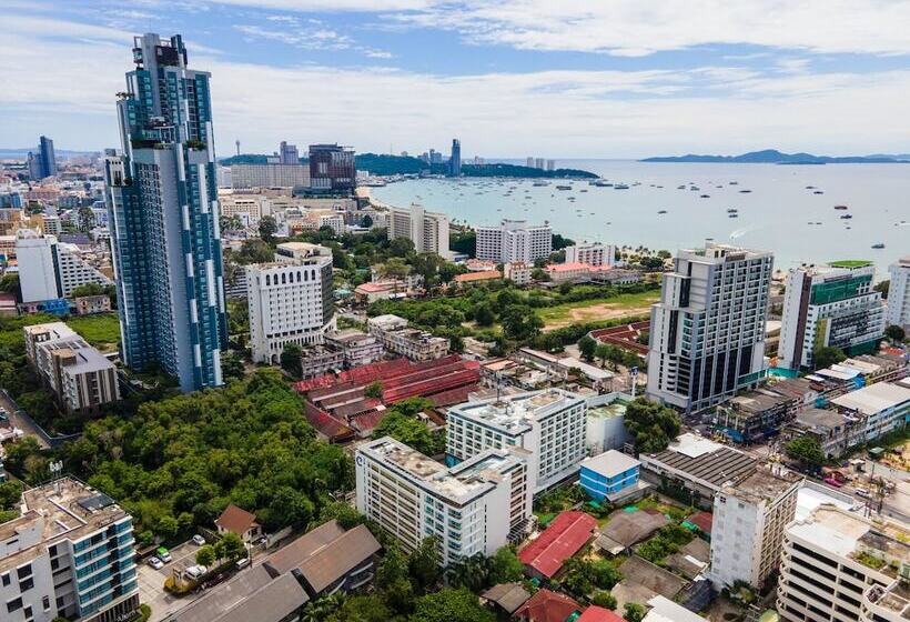 リゾートホテル Centara Pattaya