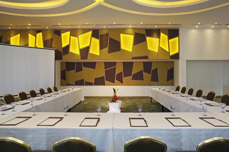 リゾートホテル Centara Pattaya