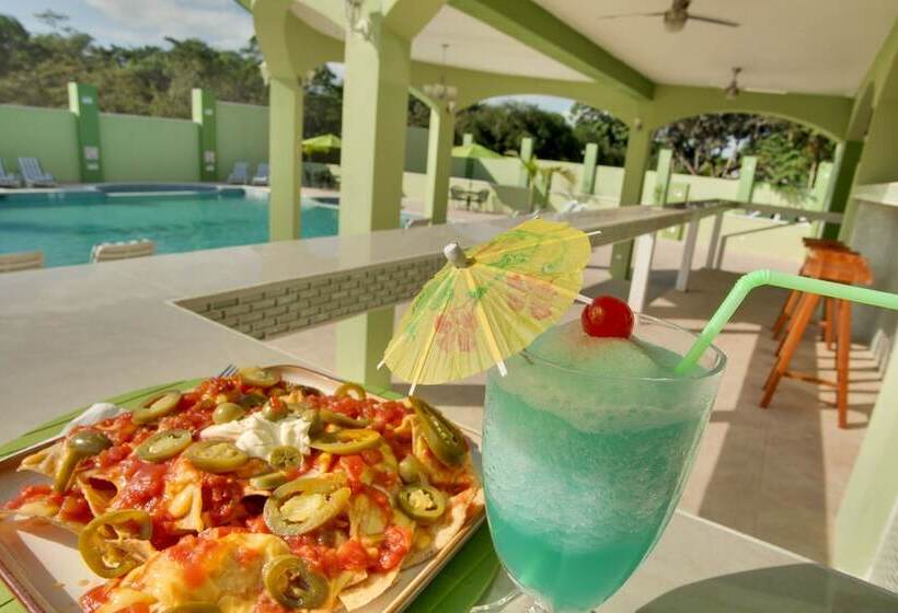 Курорт Midas Belize