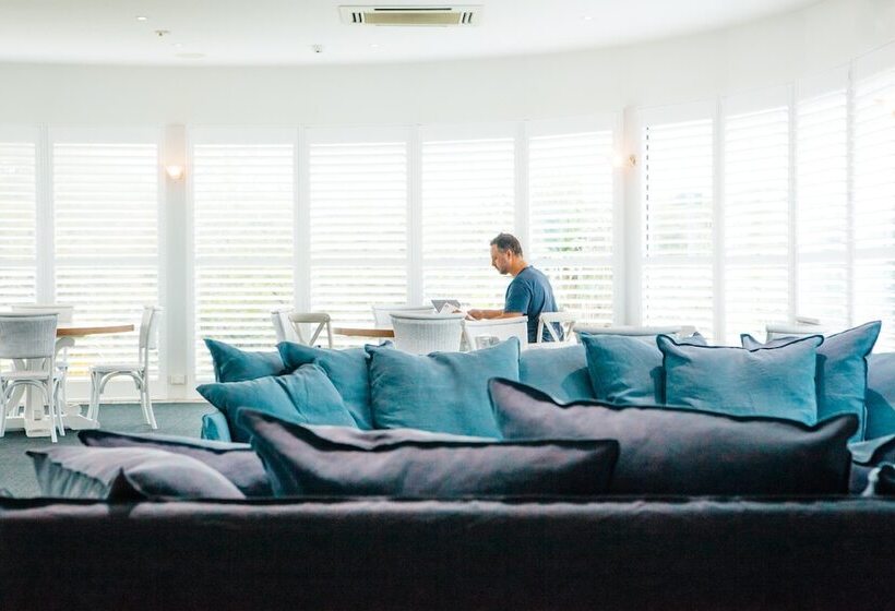 Курорт The Lord Byron