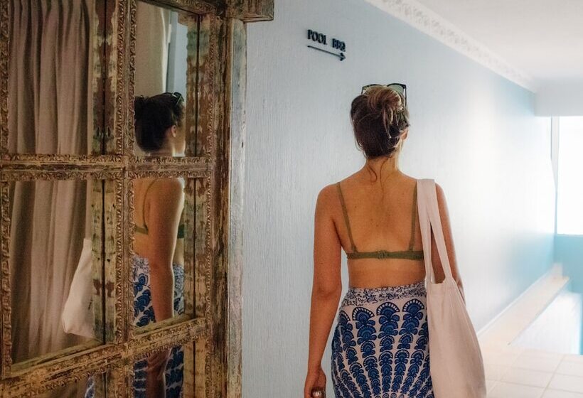 استراحتگاه The Lord Byron