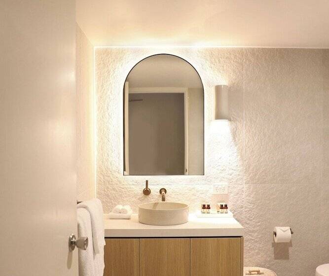 Курорт The Lord Byron