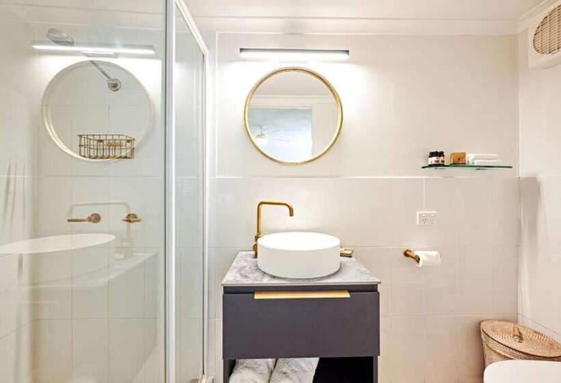 استراحتگاه The Lord Byron