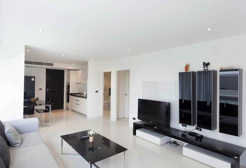 Sunset Plaza By Resava