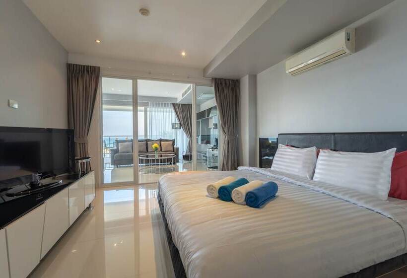 Sunset Plaza By Resava