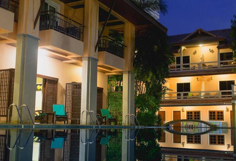 Thanthip Beach Resort Patong