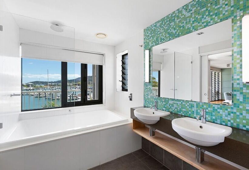 The Boathouse Apartments