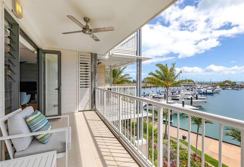 The Boathouse Apartments