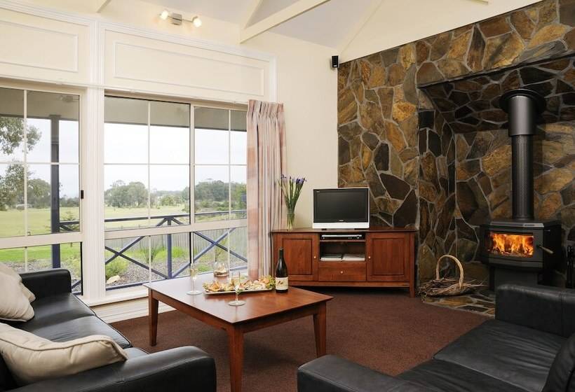 Waverley House Cottages