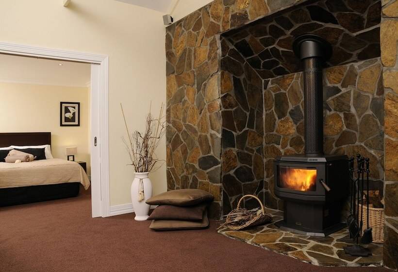 Waverley House Cottages