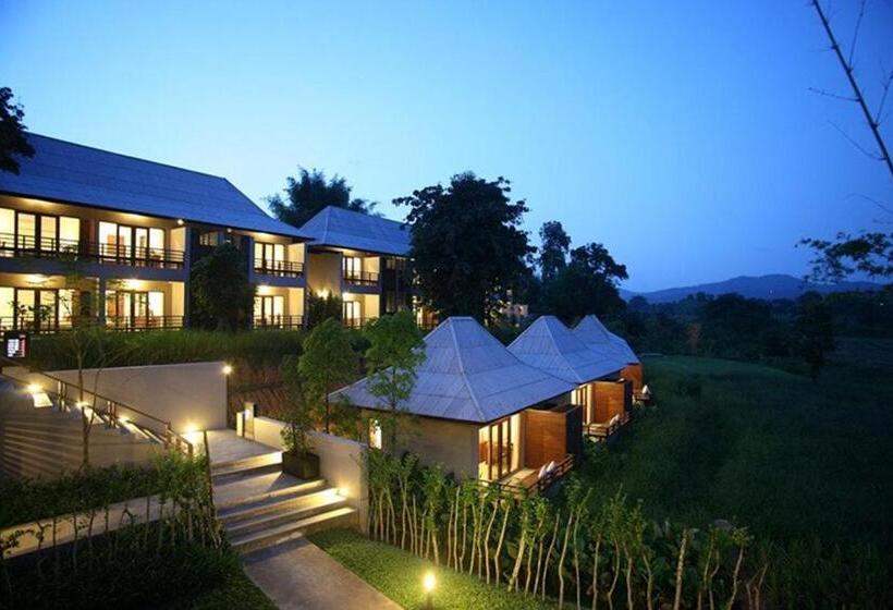 Yoma Hotel, Pai
