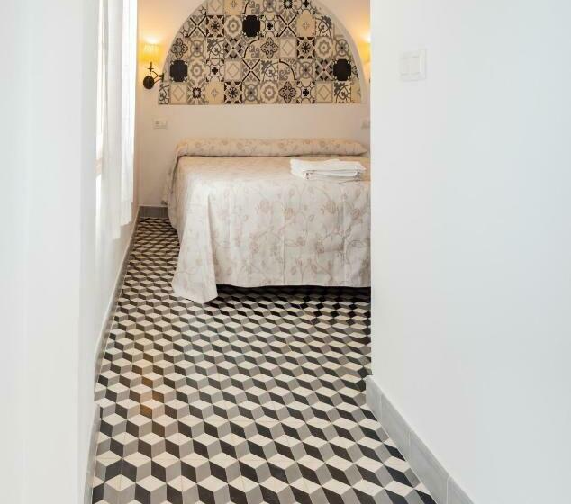 ユースホステル La Mejorana