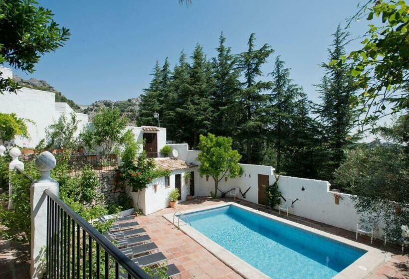 ユースホステル La Mejorana