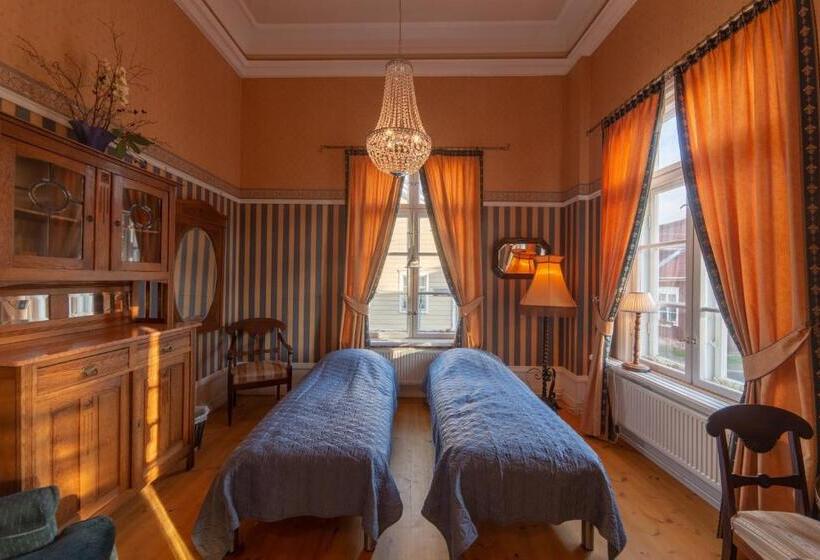 הוסטל Wanha Kartano