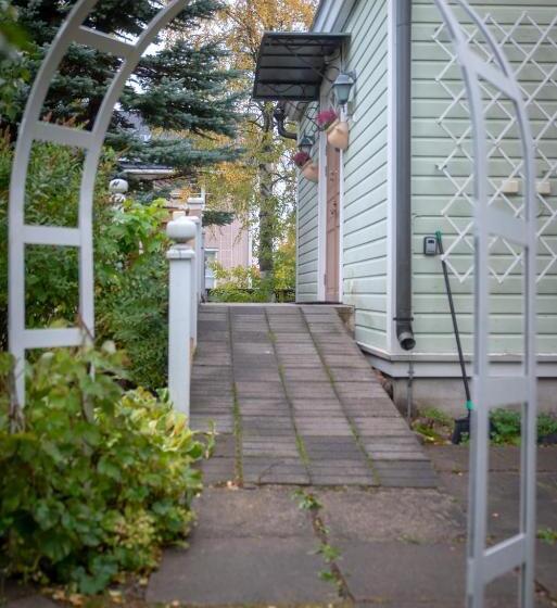 הוסטל Wanha Kartano