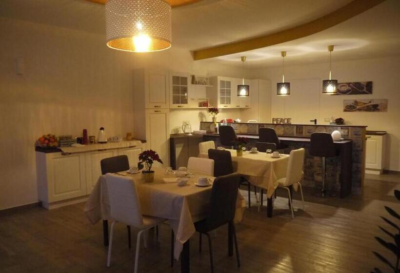 مبيت وإفطار Cara Pace In Collina Per Famiglie