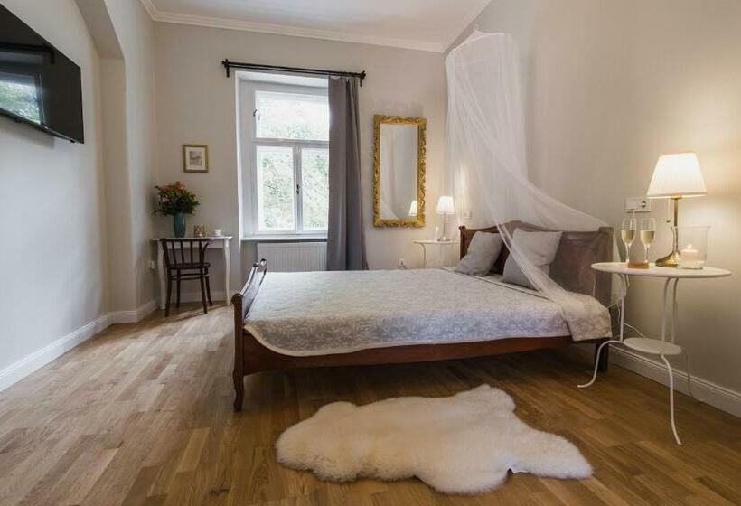 住宿加早餐  Dunna