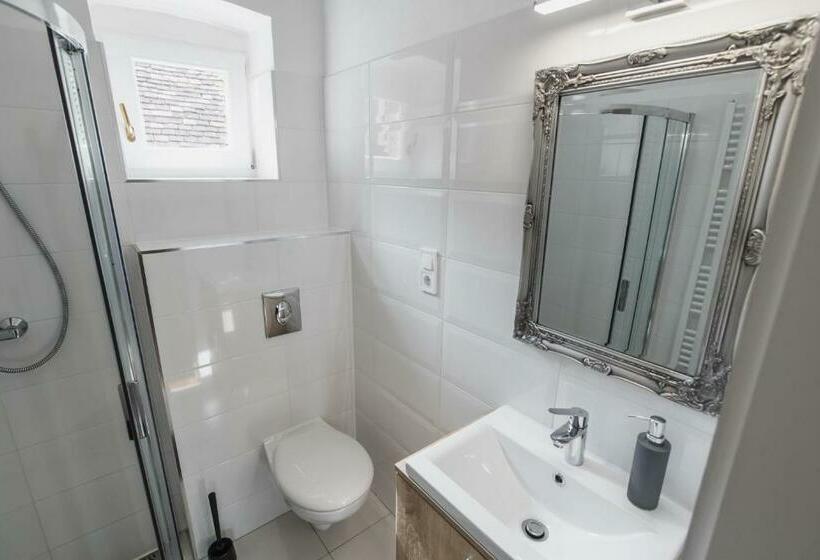 住宿加早餐  Dunna