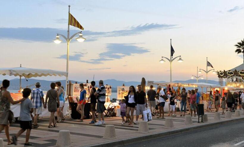 مبيت وإفطار Féerie Love